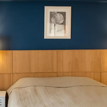 Cozy Studio Near Victoriei Square Apartman Bukarest